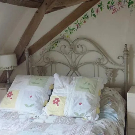 Le Petit Savriere Bed & Breakfast *